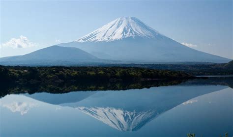 Lake Motosuko/Official Travel Guide Yamanashi