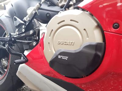 SBK Motoworks: Ducati Panigale V4S - accessories