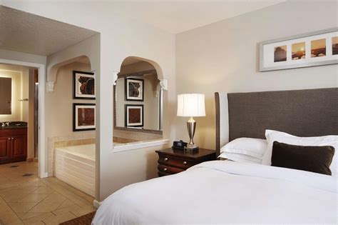 Hilton Grand Vacations at Tuscany Village Hotel (Orlando (FL)) - Deals ...