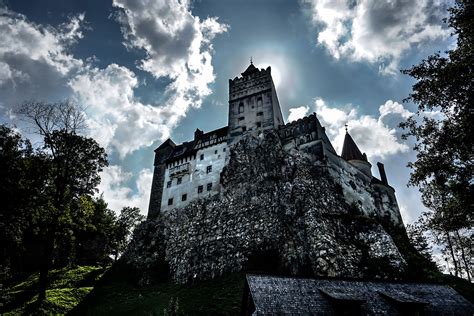 Bran Castle Ghosts and Dracula Legends: Transylvania, Romania - Amy's Crypt