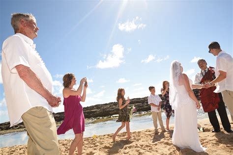 Ko Olina Beach Weddings: Ronnie and Denise Paradise Cove Beach Wedding