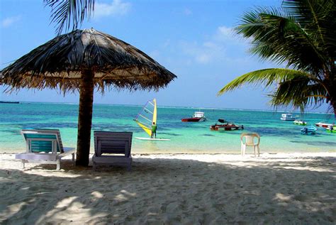 Kavaratti Island - Lakshadweep Voyage