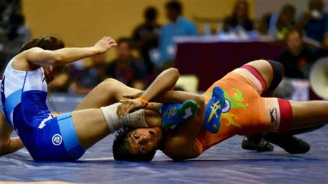 Ritu Phogat still watches elder sister Geeta's bouts for inspiration ...