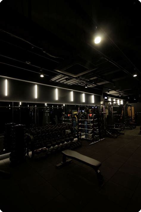 Pin by Kobe Oftana - on Mood | Gym interior, Gym design interior, Gym ...