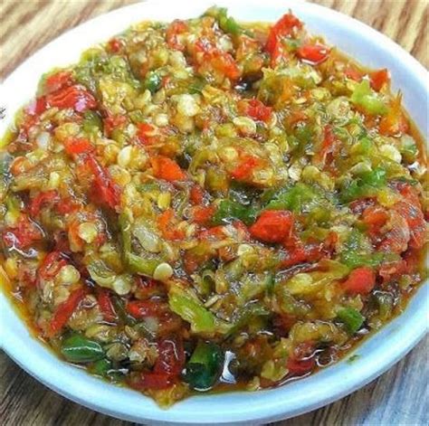 Cara Membuat Sambal Geprek ala Kaki Lima | kumparan.com