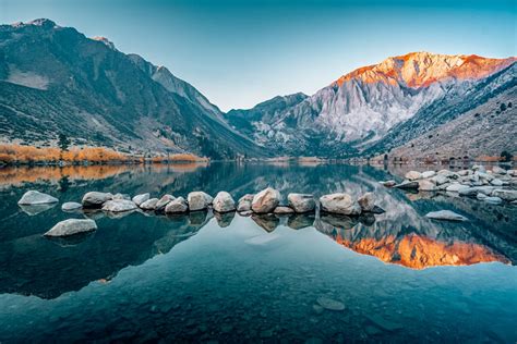 8 Scenic Day Hikes in the Eastern Sierra Nevadas, California