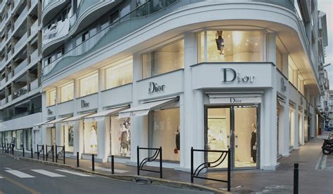 Christian Dior New Boutique in Cannes | LES FAÇONS