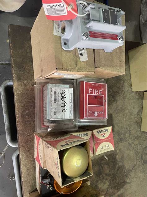 *LOT* Various New Electrical Parts/Supplies Online Government Auctions ...