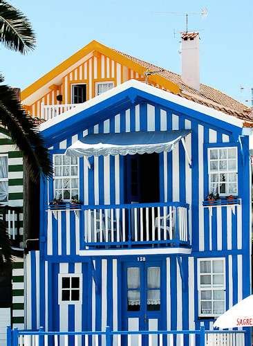 Curious Places: Striped houses of Costa Nova (Costa Nova do Prado ...