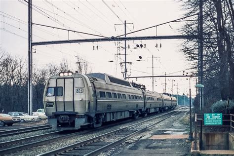 Odenton Metroliner | Amtrak Metroliner train 114 blows throu… | Flickr