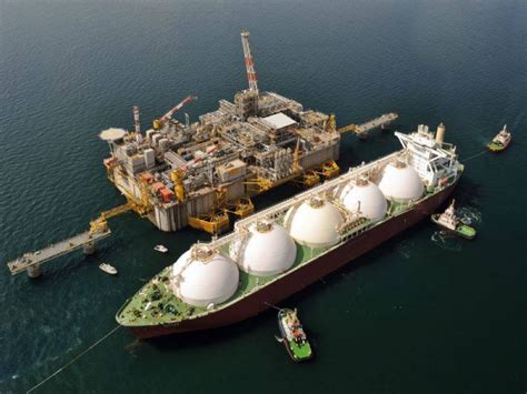 LNG production at NFE project to start by 2025 - Read Qatar Tribune on ...