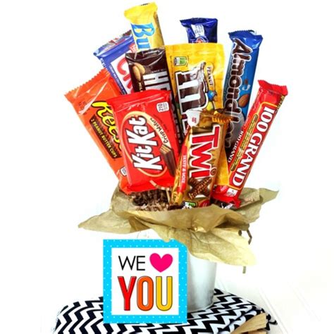 The Easiest DIY Candy Bouquet Ever! | The Dating Divas