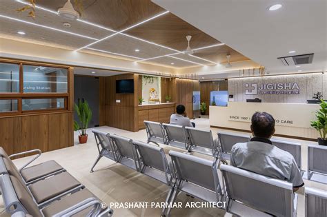 Modern Hospital Interior Design In Ahmedabad - Prashant Parmar Architect