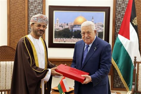 His Majesty sends message to Palestinian President - www.fm.gov.om