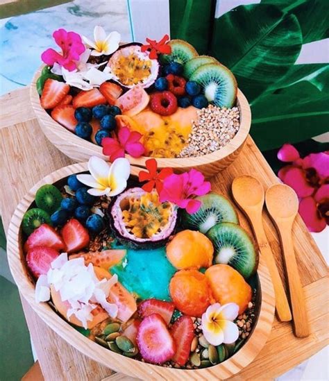 tropical fruit bowl | Food goals, Pretty food, Aesthetic food