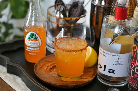 Jarritos Mandarin Margarita {3 Ingredient Cocktail} - Sweet Life