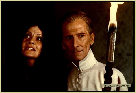 PETERCUSHINGBLOG.BLOGSPOT.COM (PCASUK): PETER CUSHING: 'TENDRE DRACULA ...