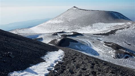 Etna Hiking Experience • IsoleInViaggio