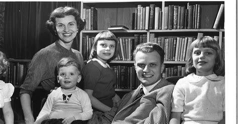 Billy Graham: Billy, Ruth and their children