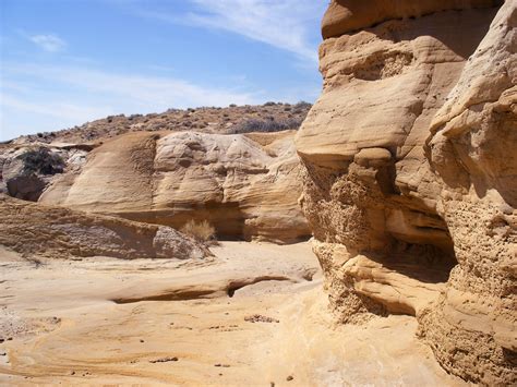 Sandstone cliffs: the De-Na-Zin Wilderness Area, New Mexico