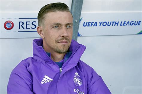 Real Madrid news: Guti open to replacing Zinedine Zidane as manager ...