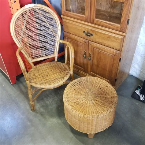 RATTAN CHAIR AND OTTOMAN - Big Valley Auction