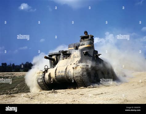 AMERICAN M3 MEDIUM TANK at a US Army training facility at Fort Knox in 1942 Stock Photo - Alamy