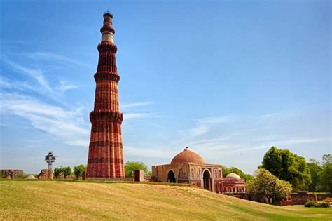 Qutub Minar New Delhi Tourist Place Wallpaper 28427 - Baltana