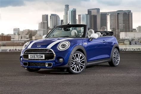 2020 MINI Convertible Pictures - 87 Photos | Edmunds