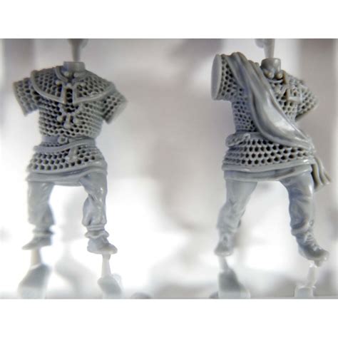 Ancient Gallic Armoured Warrior Sprue (4) 28mm Plastic VICTRIX ...