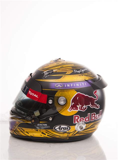 2013 Sebastian Vettel German GP show helmet signed – Formula 1 Memorabilia