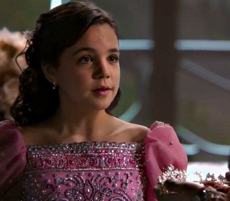 Once Upon A Time: Young Snow White played by the fabulous Bailee ...