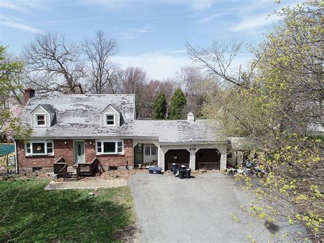 297 Andover St, North Andover, MA 01845 | Zillow