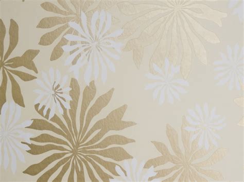 Cream and Gold Wallpaper - WallpaperSafari