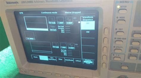 Tektronix AWG-2005 Arbitrary Waveform Generator | rescience