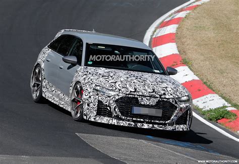 2025 Audi RS 6 Avant GT spy shots and video