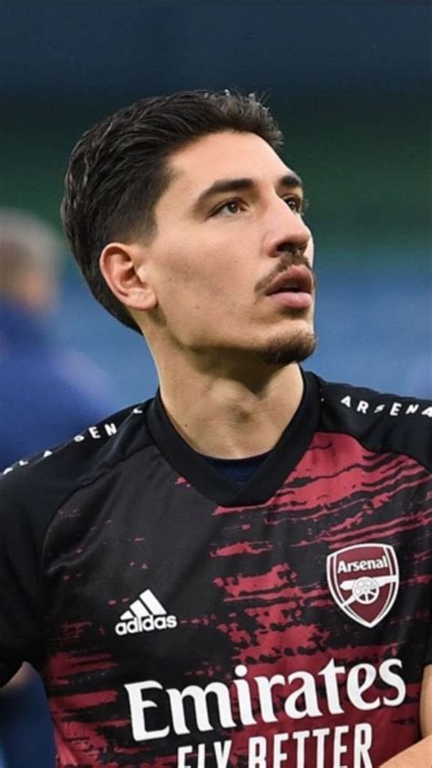 hector bellerin is soo gorgeous | Hector bellerin, Haircuts for men ...