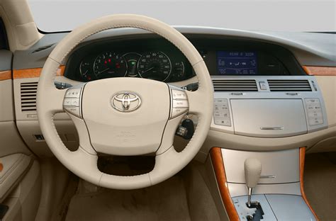 2005 Toyota Avalon - Specs, Prices, MPG, Reviews & Photos | Cars.com