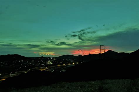 Living Rootless: El Paso: Sunset Over Juárez