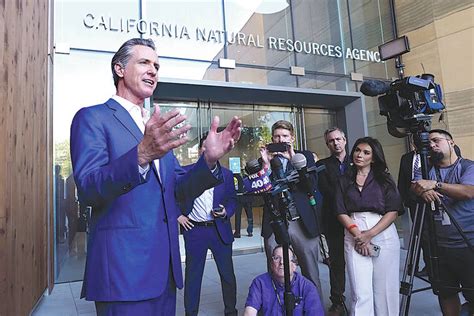 California Gov. Gavin Newsom says he will sign climate-focused transparency laws for big ...