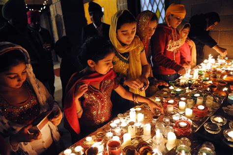 images of children celebrating diwali - Google Search | Festival lights ...