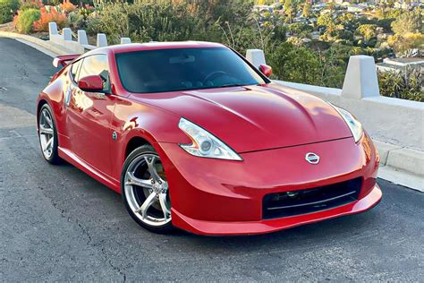 370z Nismo Red