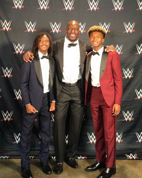 WWE Superstar Titus O'Neil (Thaddeus Bullard Sr.) with his sons ...