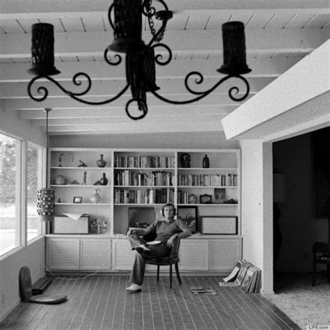 A Rare Look Inside Jack Nicholson's '60s Home From LIFE Magazine ...