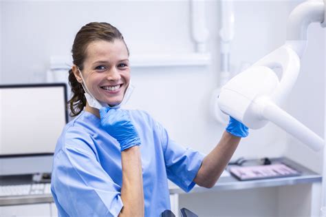 Dental Assistant School | Slidell, LA | Delta College