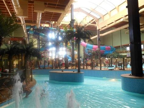 Maui Sands Indoor Waterpark (Sandusky) - All You Need to Know BEFORE You Go - Updated 2021 ...