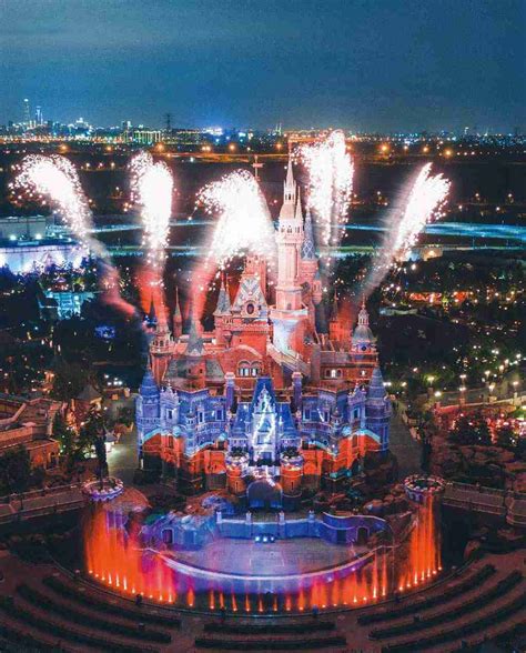 Shanghai Disney Resort - Shanghai Amusement Parks - OOHMYGUIDE