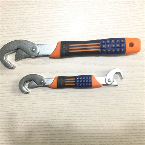 Hand Tools Multi-Function Adjustable Universal Wrench - China Universal ...