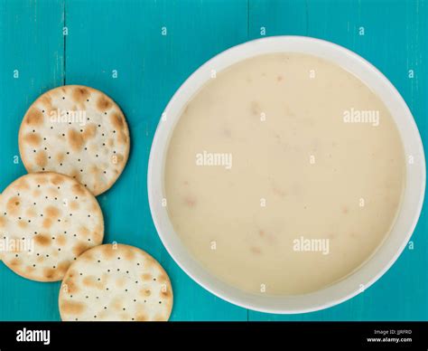Cream crackers biscuits hi-res stock photography and images - Alamy
