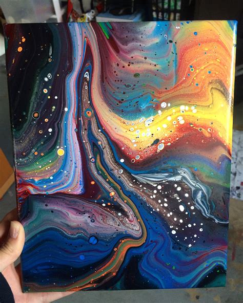 Pour and paper towel swipe! : r/PourPainting